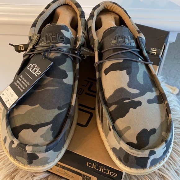 grey and camo hey dudes